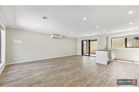 Property photo of 2/14 Amaroo Way Newborough VIC 3825