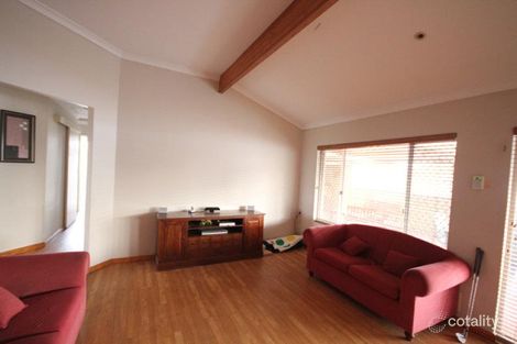 Property photo of 29 Coronata Drive Warnbro WA 6169