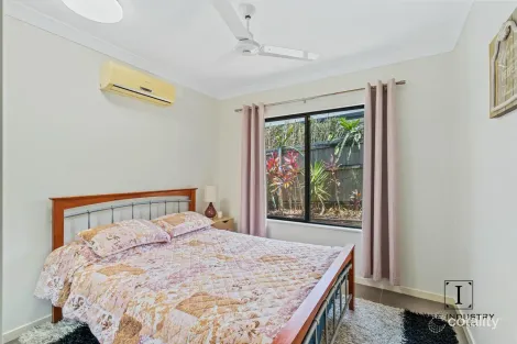 Property photo of 10 Weld Crescent Smithfield QLD 4878