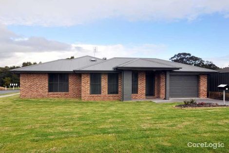 Property photo of 10 Majestic Road Largs NSW 2320