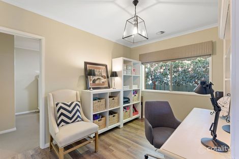 16 Highland Way, Maiden Gully, VIC 3551