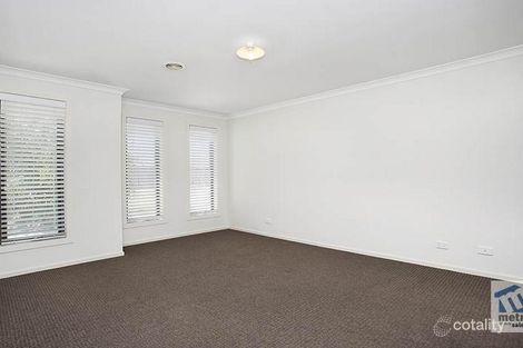 Property photo of 11 Kirwan Drive Cranbourne East VIC 3977