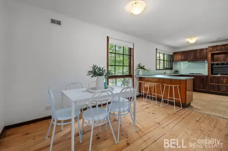 Property photo of 3 Arthur Road Cockatoo VIC 3781