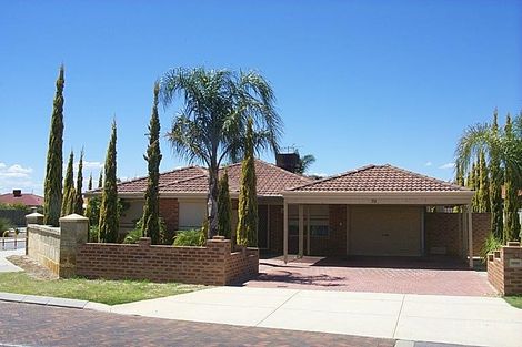 70 Badgingarra Gdns, Ballajura, WA 6066