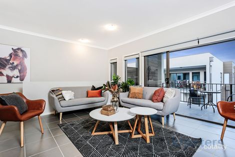 Property photo of 13 Zeta Circuit Cranbourne North VIC 3977