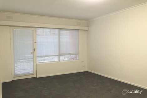 Property photo of 4/10 Munro Avenue Carnegie VIC 3163