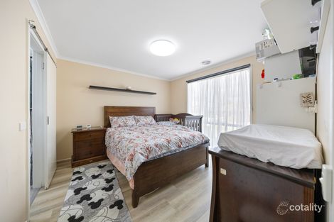 Property photo of 69 Courtenay Avenue Cranbourne North VIC 3977