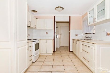Property photo of 7 Lantana Way Camillo WA 6111