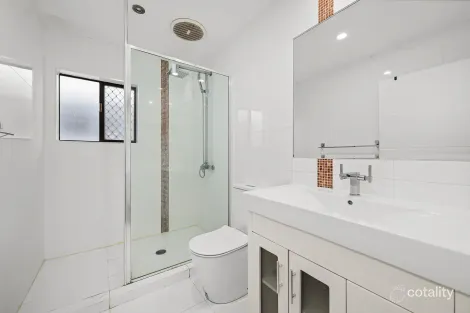 Property photo of 20 Sportsman Avenue Mermaid Beach QLD 4218