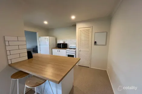 Property photo of 13 Sally Court Traralgon VIC 3844