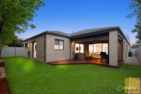 Property photo of 33 Savanna Parade Truganina VIC 3029