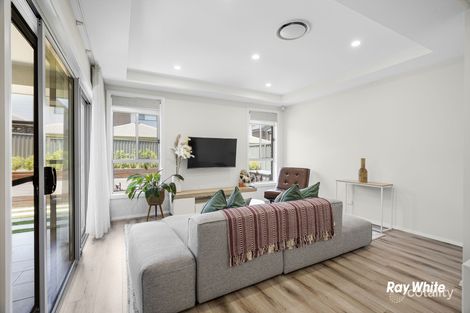 Property photo of 33 Amarina Boulevard Colebee NSW 2761