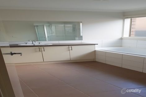 Property photo of 9 Gembrook Street Manor Lakes VIC 3024