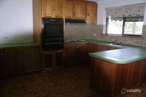 Property photo of 68 Moculta Road Angaston SA 5353