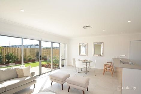 9/156 Marina Quays Bvd, Hope Island, QLD 4212