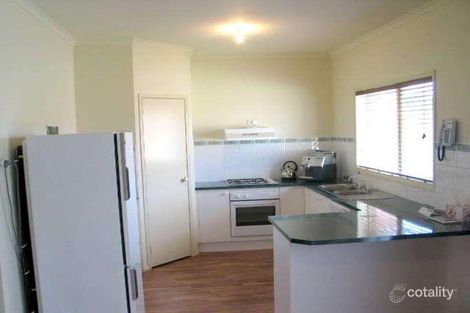 Property photo of 6 Otway Place Pakenham VIC 3810