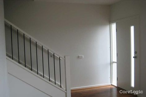 Property photo of 20 Cradle Mountain Drive Craigieburn VIC 3064