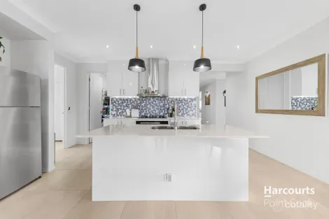 Property photo of 29 Maintop Way Tarneit VIC 3029