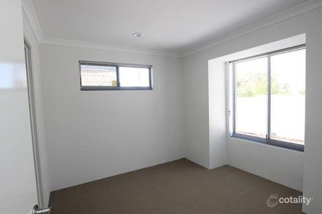 Property photo of 2/25 Nollamara Avenue Nollamara WA 6061