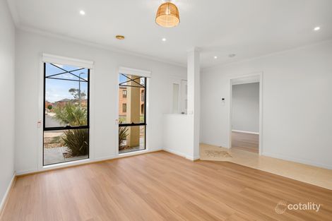 Property photo of 9 Silverdale Walk Cairnlea VIC 3023