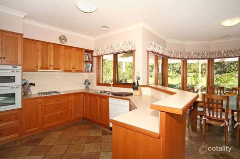 Property photo of 3 Welsh Court Highton VIC 3216