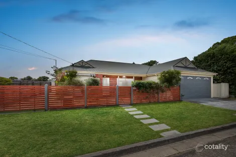 Property photo of 2A Moorfield Avenue Rosebud VIC 3939