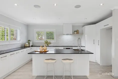 Property photo of 191 Avoca Drive Green Point NSW 2251