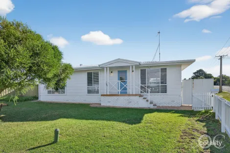 Property photo of 25 Aldam Avenue Goolwa Beach SA 5214