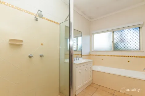 Property photo of 17 Glenrowan Street White Rock QLD 4868