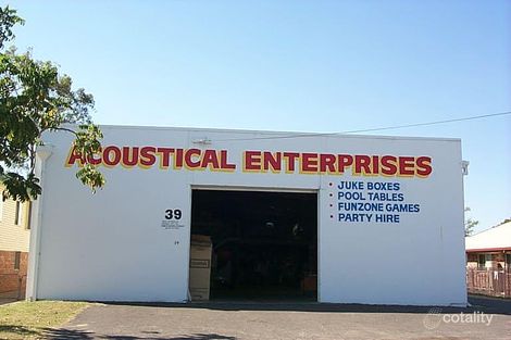 39 Charles St, Berserker, QLD 4701