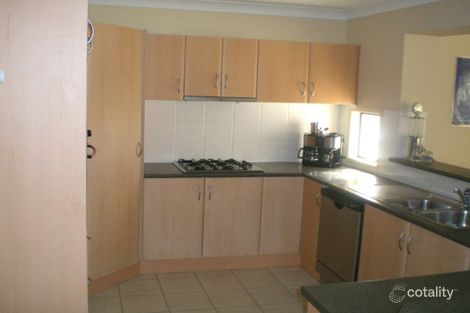 Property photo of 11 Tea Tree Place Mardi NSW 2259