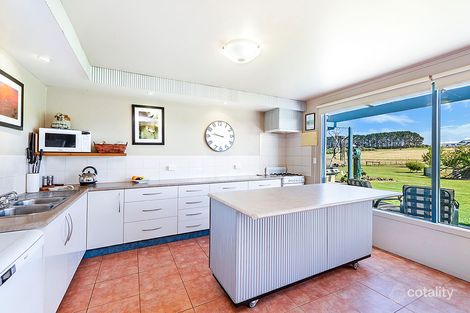 34 Mccombes Lane, Narrawong, VIC 3285