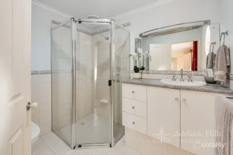 Property photo of 118 Burnbank Way Mount Barker SA 5251