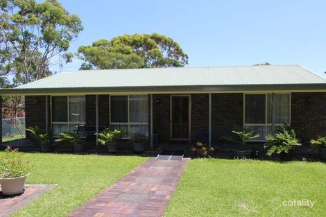 Property photo of 8 Ruislip Parkway Buttaba NSW 2283