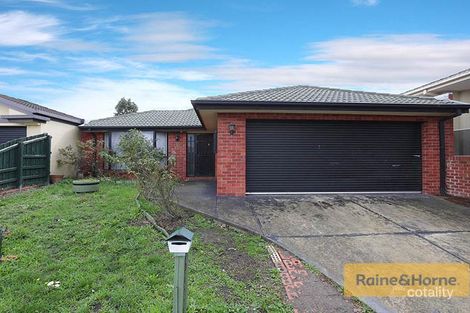 Property photo of 15 Thompson Crescent Roxburgh Park VIC 3064
