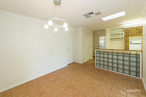 Property photo of 21 Rosemary Court Huntingdale WA 6110