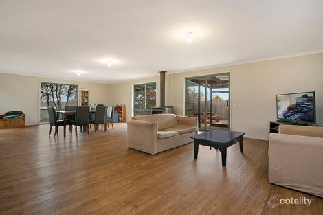 Property photo of 37 Roulston Way Wallan VIC 3756