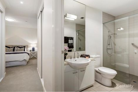 Property photo of 13/2-6 Malmsbury Street Kew VIC 3101