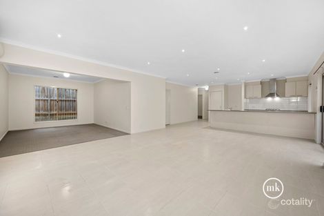 Property photo of 22 McKenzie Way Doreen VIC 3754