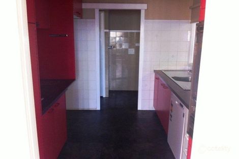 Property photo of 12 Lawn Avenue Bradbury NSW 2560
