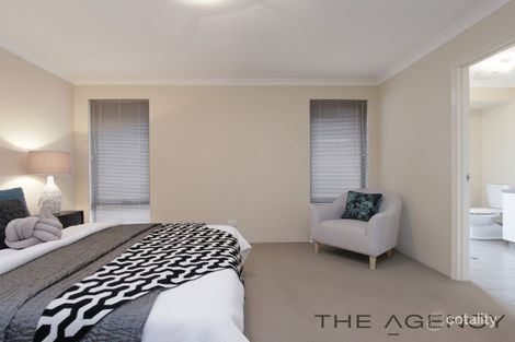 Property photo of 31 Ballycastle Loop Canning Vale WA 6155