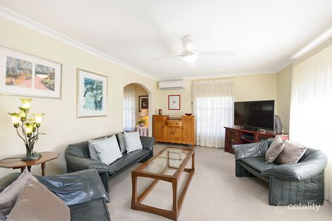 Property photo of 1 Beaver Place Wanniassa ACT 2903