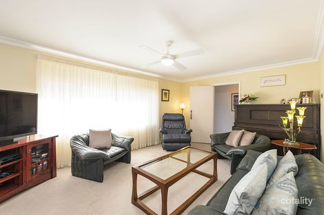 Property photo of 1 Beaver Place Wanniassa ACT 2903