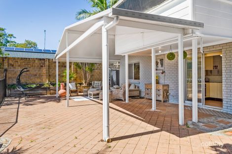 Property photo of 25 Schneider Avenue Labrador QLD 4215