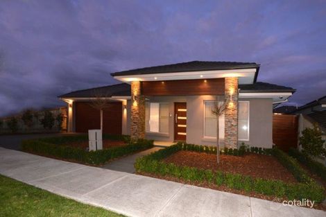 Property photo of 5 Lucindale Road Wollert VIC 3750