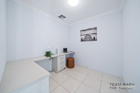 Property photo of 3 Cuddlepie Turn Banksia Grove WA 6031