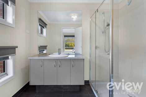 Property photo of 68 Kinglake Drive Manor Lakes VIC 3024