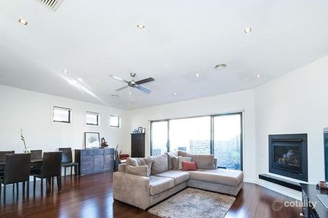 Property photo of 197 Blackshaws Road Newport VIC 3015