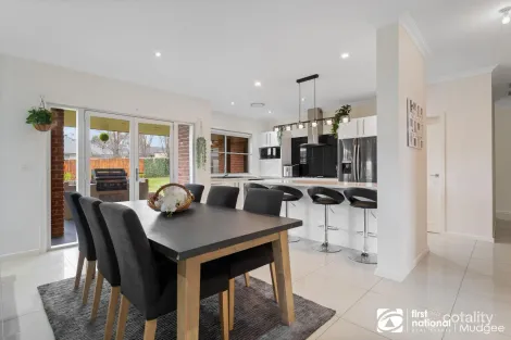 Property photo of 9 Birch Grove Mudgee NSW 2850