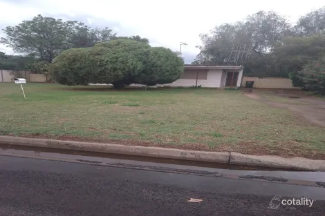 27 Wingadee St, Coonamble, NSW 2829